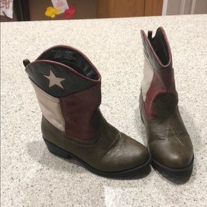 Toddler boots with Texas star